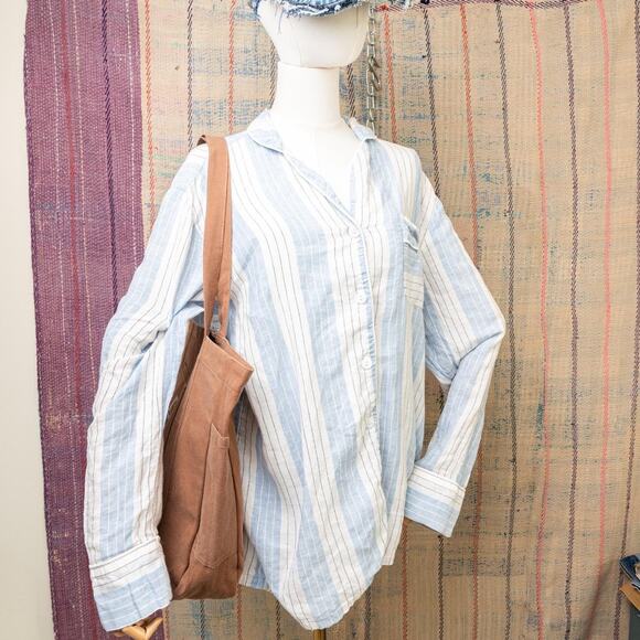 Upcycled carhartt tote bag - Picture 3 of 7